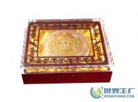 精品工藝紅木禮盒 融合貼金箔與有機玻璃開口的高端包裝解決方案